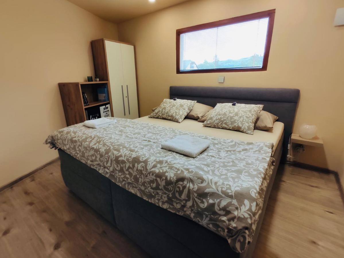Grand Spa Holiday Home II Склене-Теплице Экстерьер фото